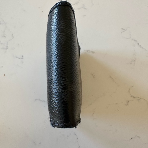 Louis Vuitton leather wallet - Picture 2 of 11